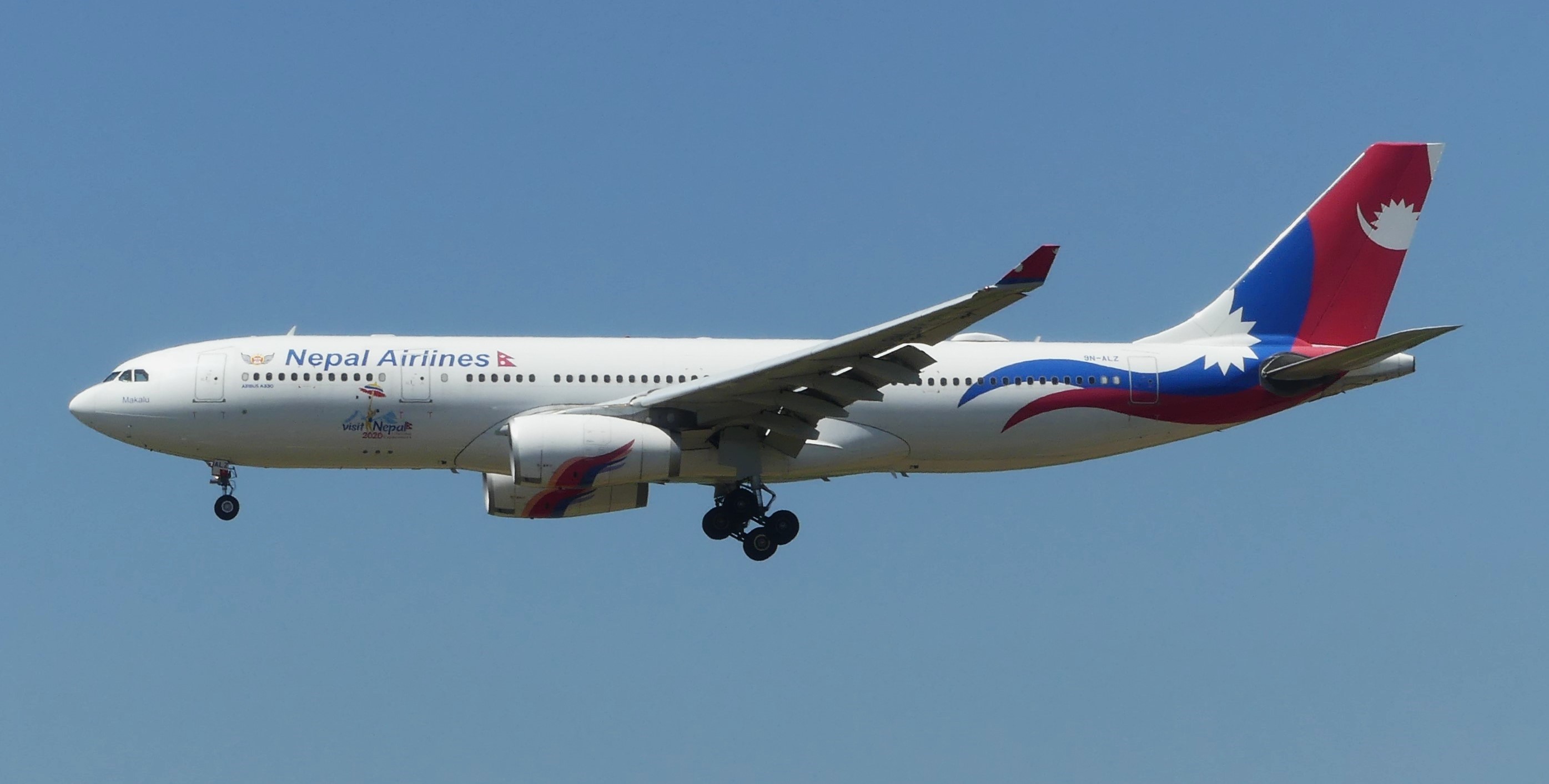 Nepal Airlines Corporation is plans to purchase aircraft in partnership with provincial governments .
