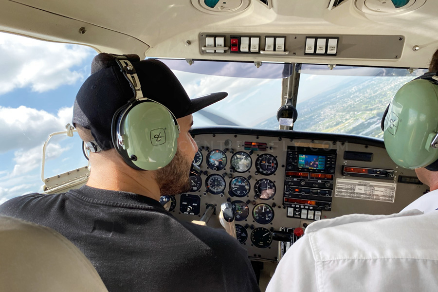 Argentine government has eliminated the requirement for private aviation to submit flight plans within the country.