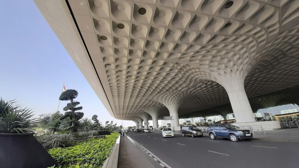India Considers Allowing Airport Operators to Own Airlines in Major Aviation Policy Shift.